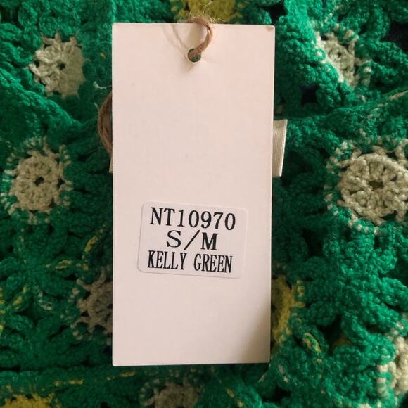 New in NWT Floral Crochet Lace Cropped Tank Top Kelley Green Size S/M - Picture 9 of 15